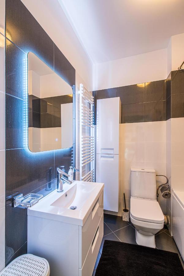 2-Room Penthouse Plaza Residence P1 布加勒斯特 外观 照片