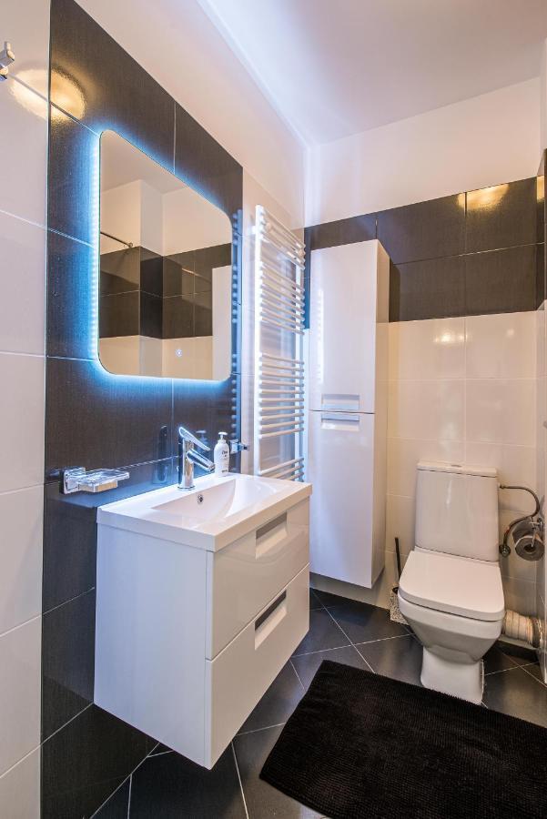 2-Room Penthouse Plaza Residence P1 布加勒斯特 外观 照片